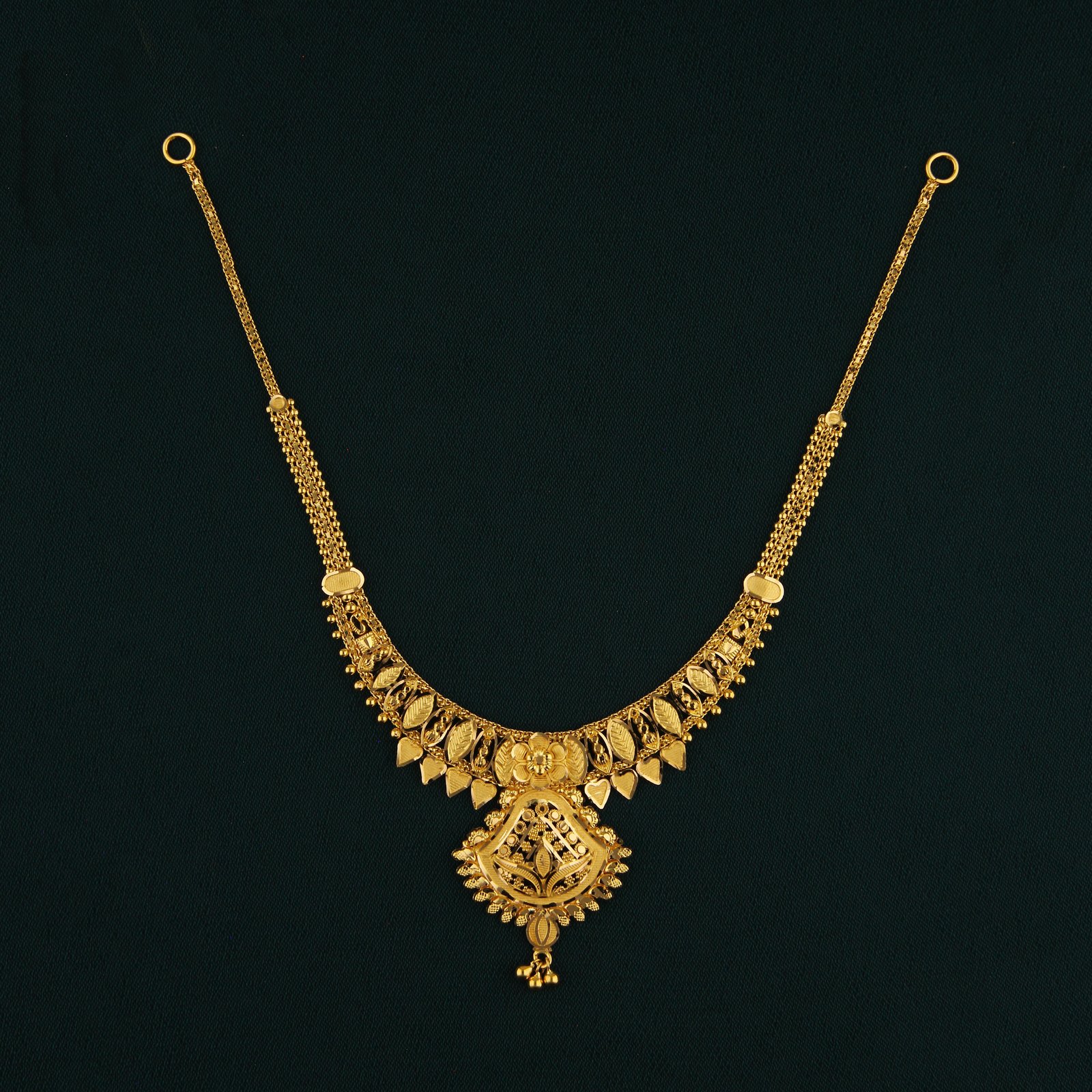 FANCY NECKLACE